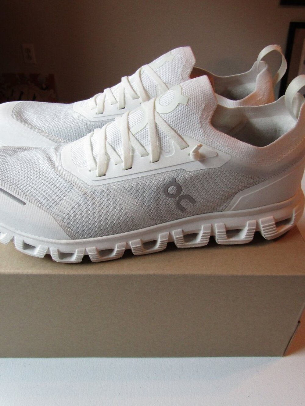 On Cloud 6 Versa Men Sneakers White Size M13 - Picture 4 of 9